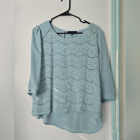 Ezra Elegant Lace Women Top in Light Blue Size M - Picture 6 of 6